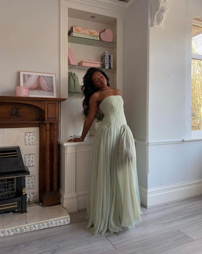Magic Muse maxi dress in Mint