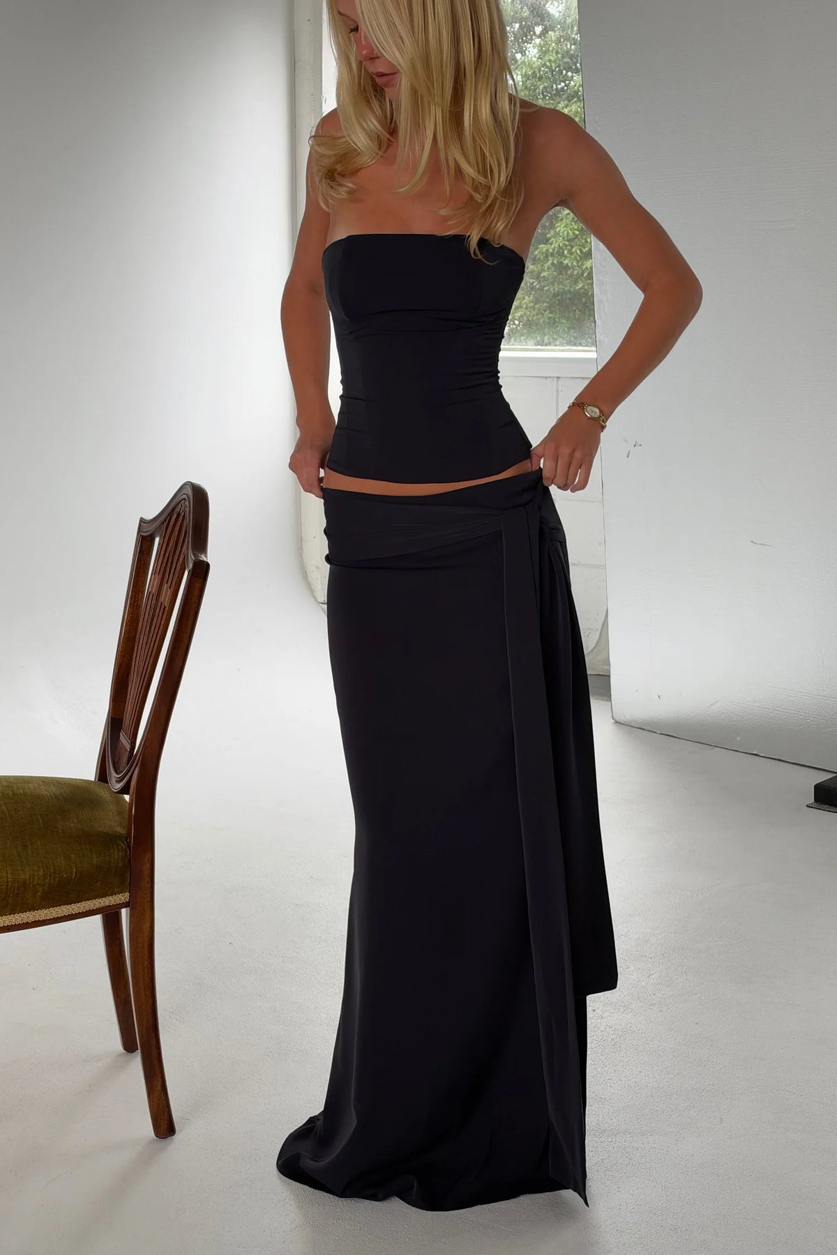 Charlotte set in Midnight